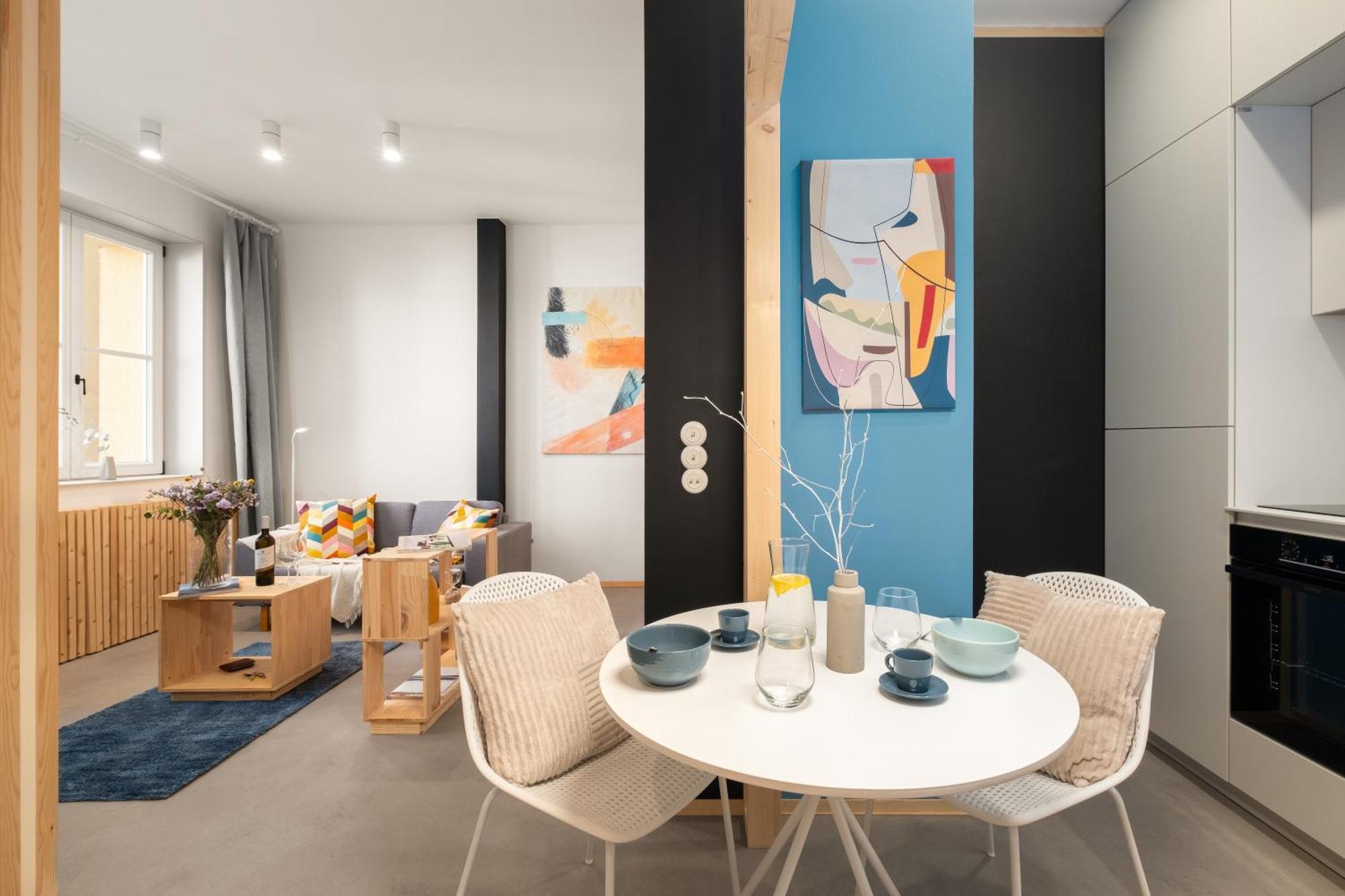 Days - Playful In Trendy Area Apartament Praga